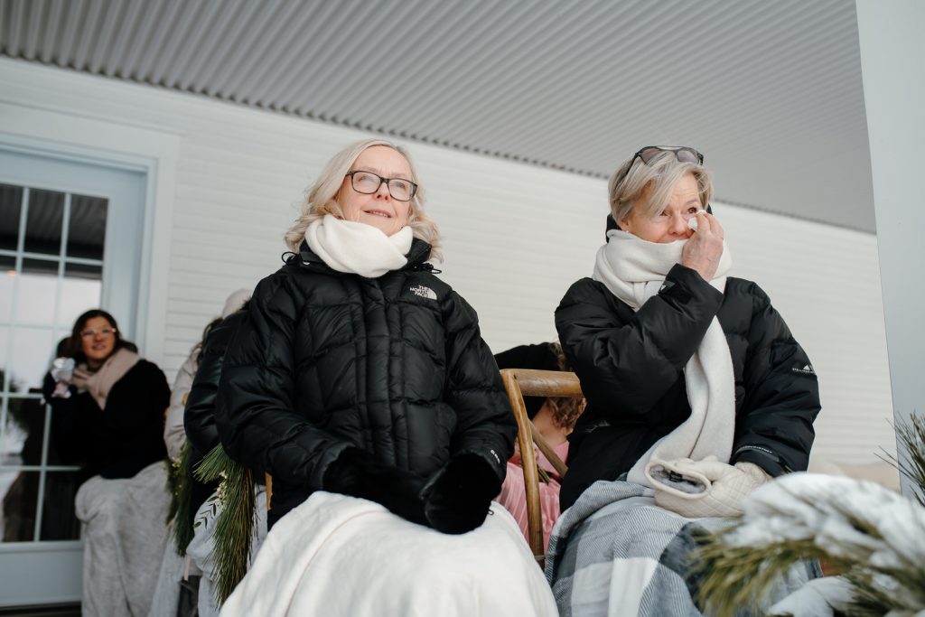 cérémonie mariage extérieure hiver