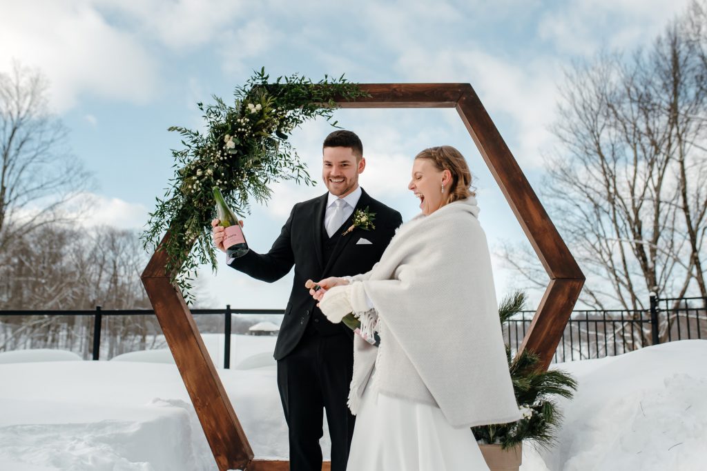 cérémonie mariage extérieure hiver