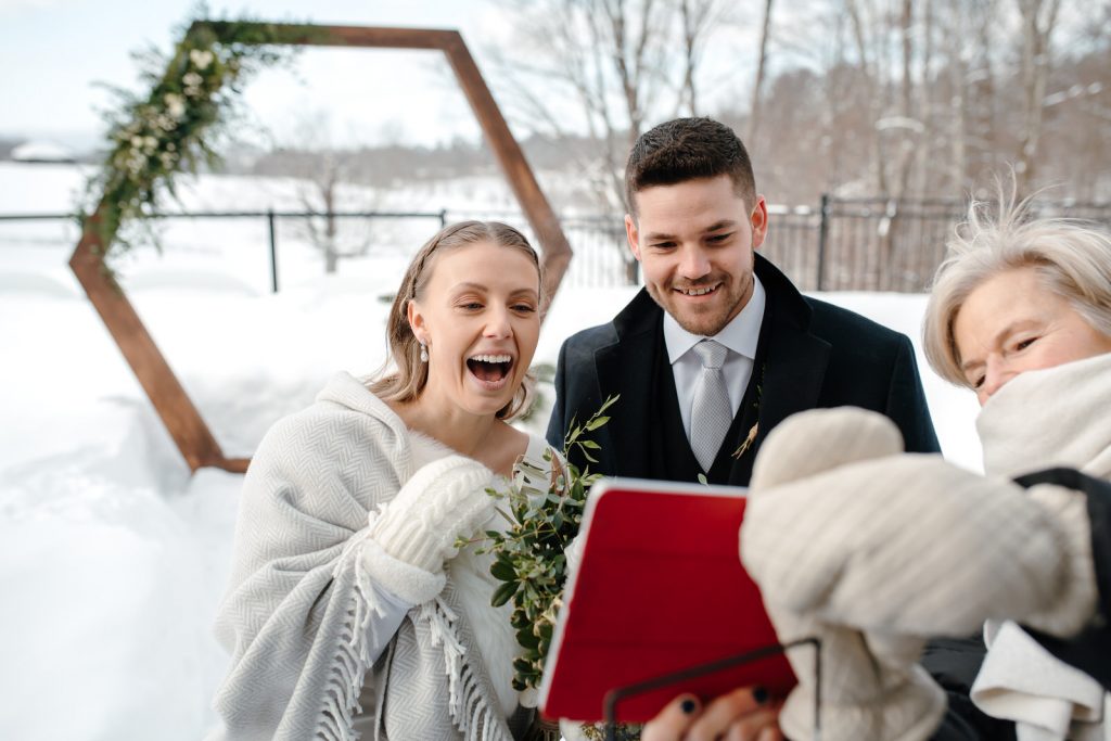 cérémonie mariage extérieure hiver