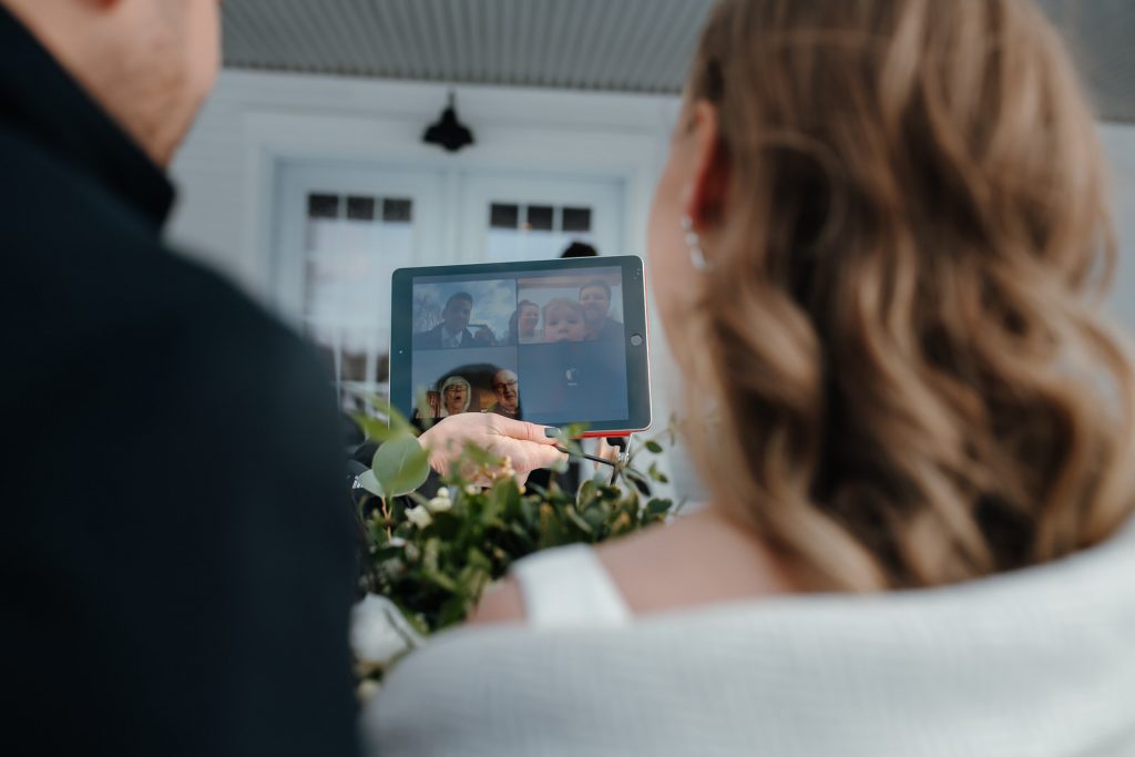 cérémonie mariage extérieure hiver