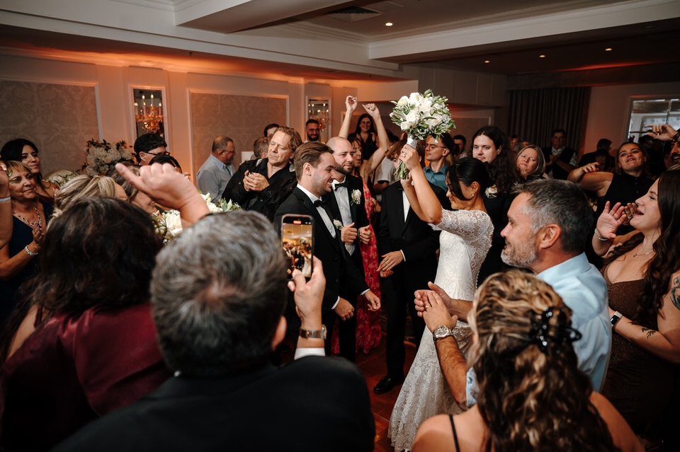 entrée mariage salle réception Château Vaudreuil soirée festive